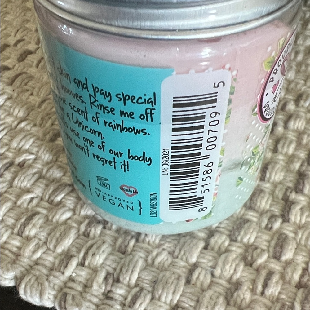 Unicorn Dreams Whipped Bath Soap - Picture 2 of 3